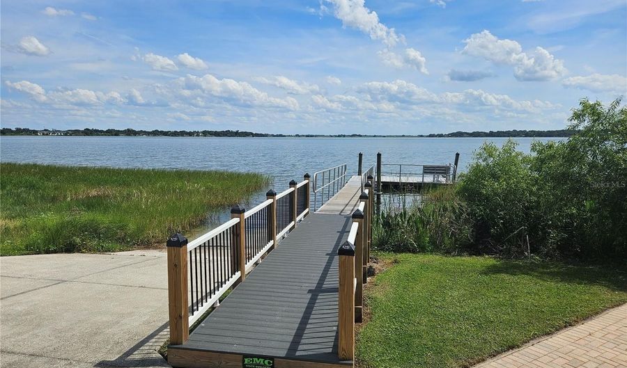 4222 JULIANA LAKE Dr, Auburndale, FL 33823 - 4 Beds, 3 Bath