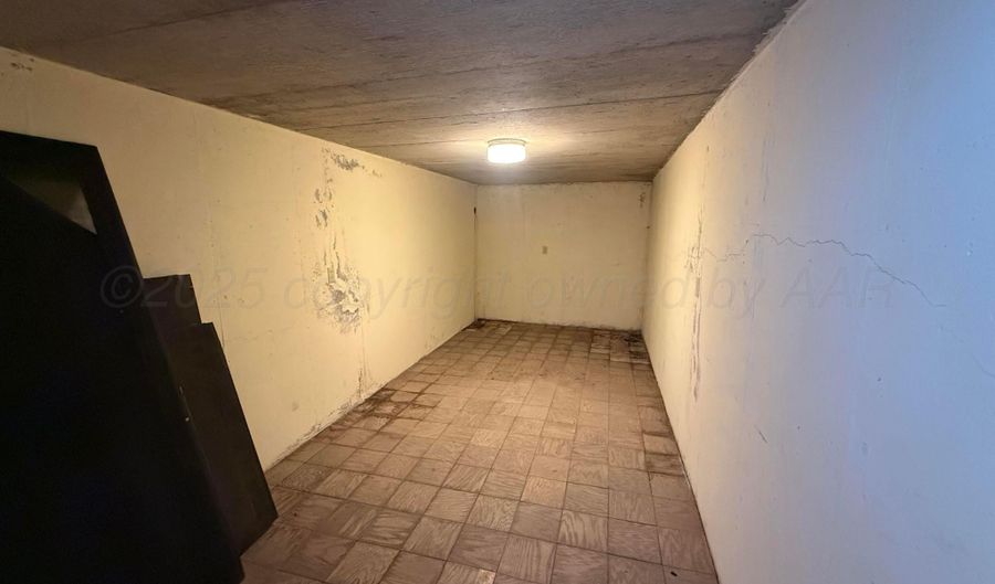 3606 LEWIS Ln, Amarillo, TX 79109 - 2 Beds, 1 Bath