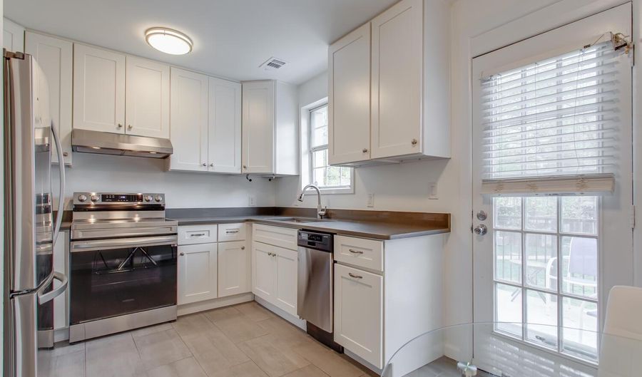 2707 WALTER REED B, Arlington, VA 22201 - 2 Beds, 1 Bath