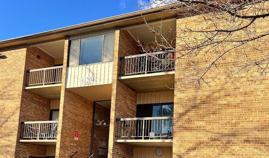 11204 CHERRY HILL Rd T2, Beltsville, MD 20705 - 2 Beds, 1 Bath