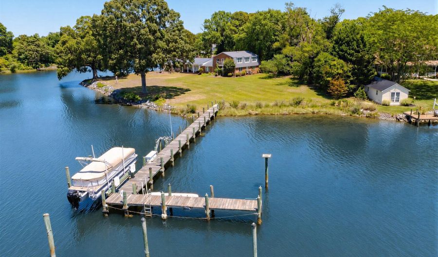 20535 GOLDEN THOMPSON Rd, Avenue, MD 20609 - 5 Beds, 4 Bath