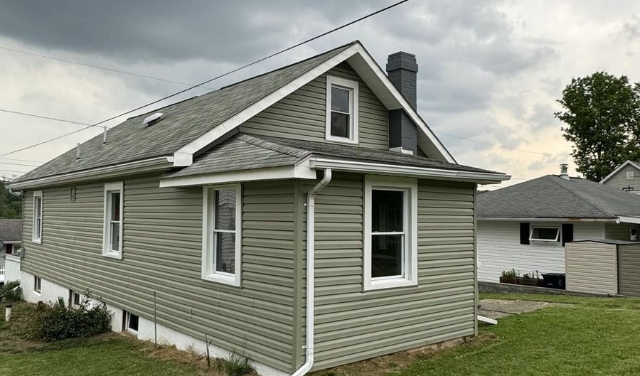 435 Baynton Ave, Altoona, PA 16602 - 3 Beds, 2 Bath