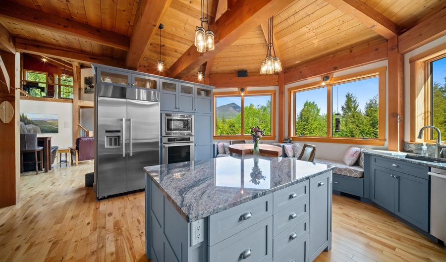 119 Moat View Dr, Albany, NH 03813 - 3 Beds, 3 Bath