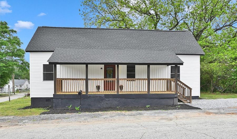 203 Lewis St, Belton, SC 29627 - 3 Beds, 2 Bath
