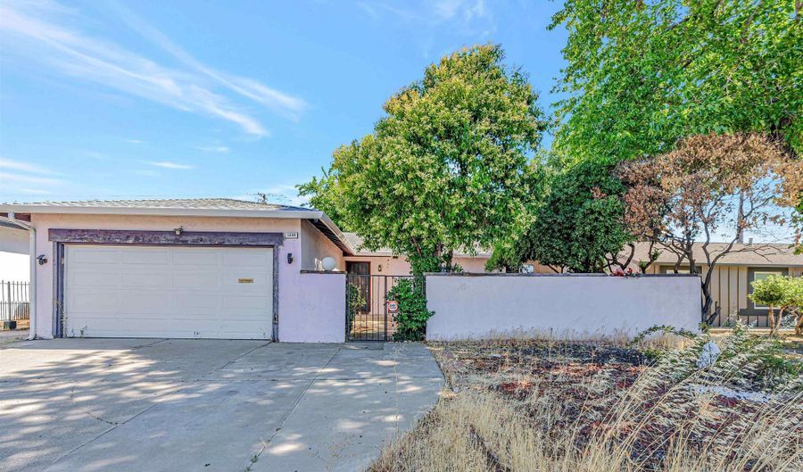 1228 Buchanan, Antioch, CA 94509 - 3 Beds, 2 Bath