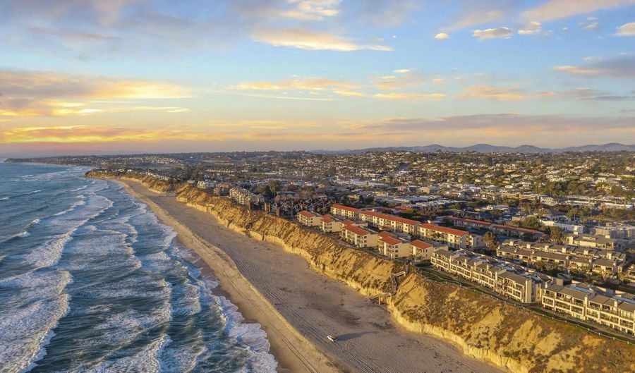 429 S Sierra Ave 350, Solana Beach, CA 92075 - 2 Beds, 3 Bath