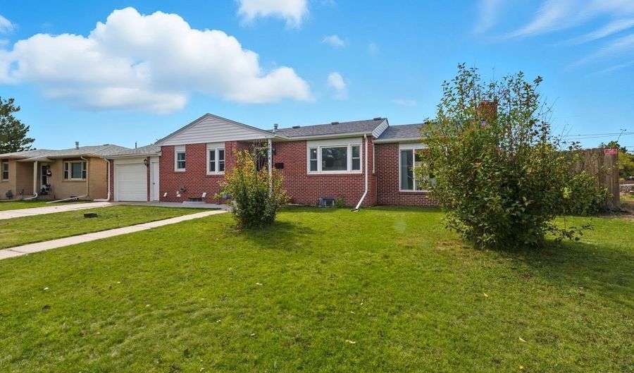 5034 HILLTOP Ave, Cheyenne, WY 82009 - 4 Beds, 2 Bath