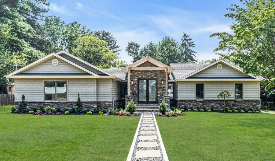 199 Pinckney Rd, Little Silver, NJ 07739 - 3 Beds, 3 Bath