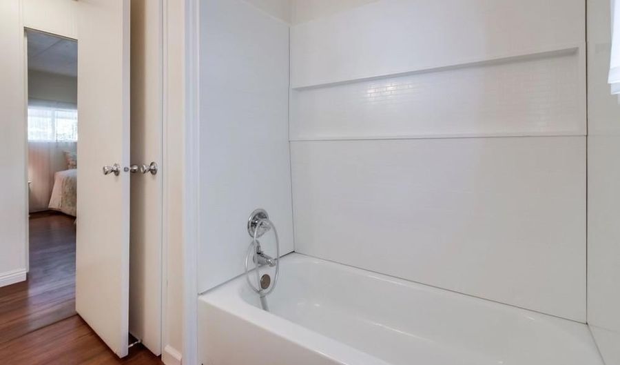 1120 E Mission Rd 27, Fallbrook, CA 92028 - 2 Beds, 2 Bath