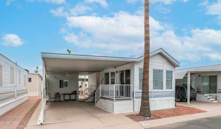 425 IRONSTONE Dr, Apache Junction, AZ 85119 - 1 Beds, 1 Bath