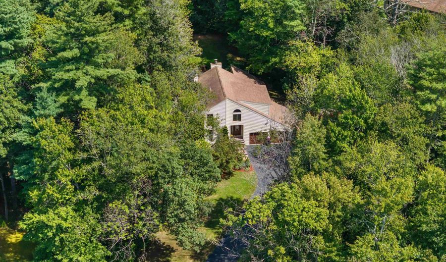 79 Lancaster Farm Rd, Salem, NH 03079 - 4 Beds, 3 Bath