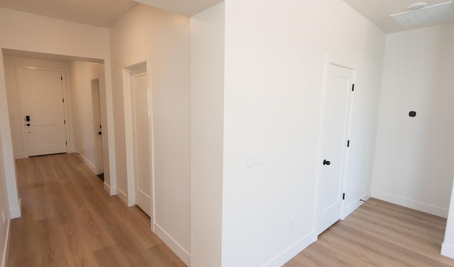 355 W Rosie Loop, Cedar City, UT 84720 - 3 Beds, 2 Bath