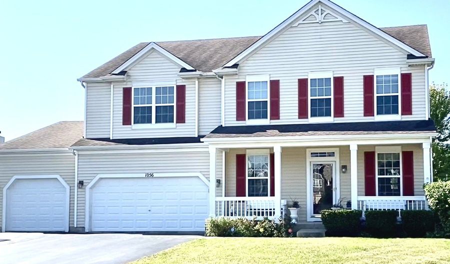 1056 Deertrail Ct, Antioch, IL 60002 - 4 Beds, 4 Bath