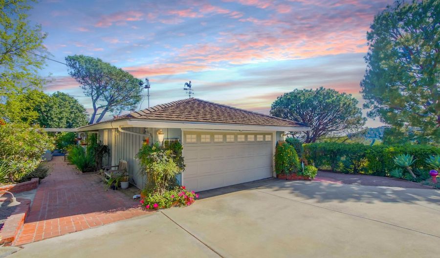 4631 Mission Bell Ln, La Mesa, CA 91941 - 4 Beds, 3 Bath