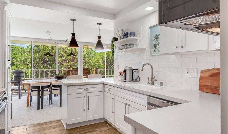 32679 Seagate Dr 208, Rancho Palos Verdes, CA 90275 - 2 Beds, 2 Bath