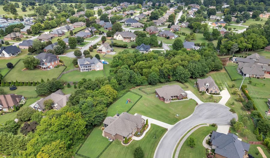 1439 Edenbridge Dr, Alcoa, TN 37701 - 3 Beds, 3 Bath