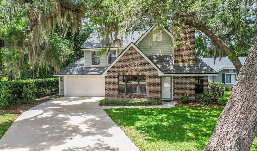 960 SOUTHRIDGE Trl, Altamonte Springs, FL 32714 - 4 Beds, 2 Bath