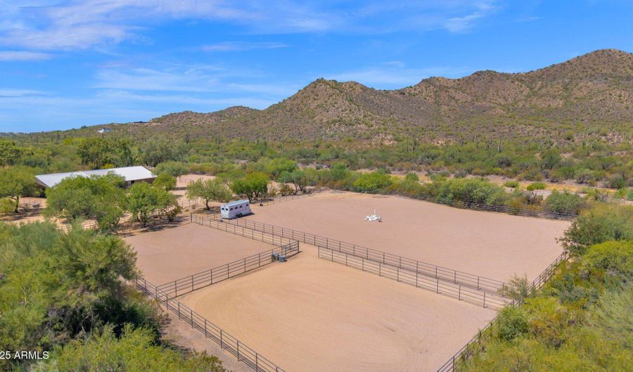 37660 N Rancho Manana Blvd, Cave Creek, AZ 85331 - 4 Beds, 5 Bath