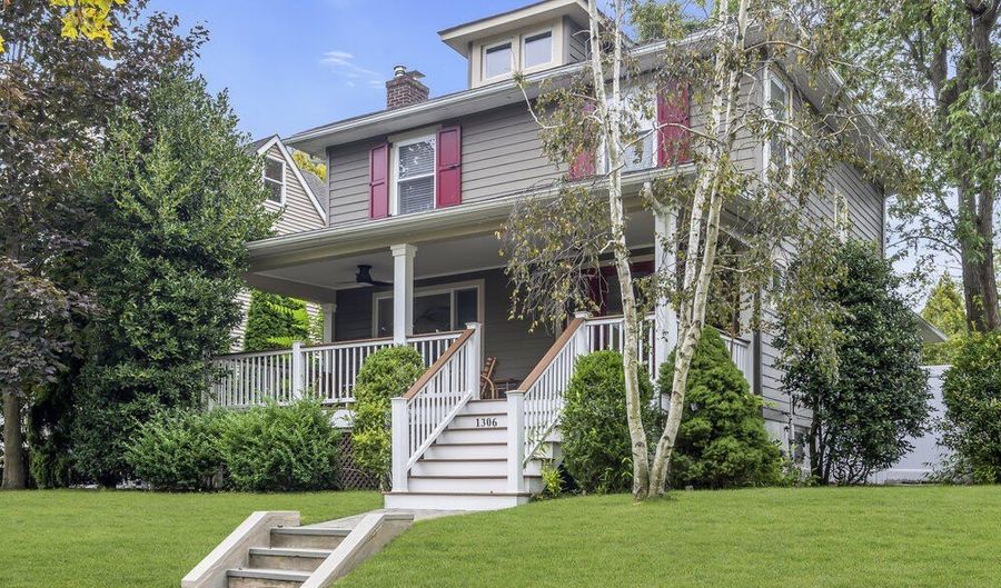 1306 3rd Ave, Asbury Park, NJ 07712 - 3 Beds, 2 Bath