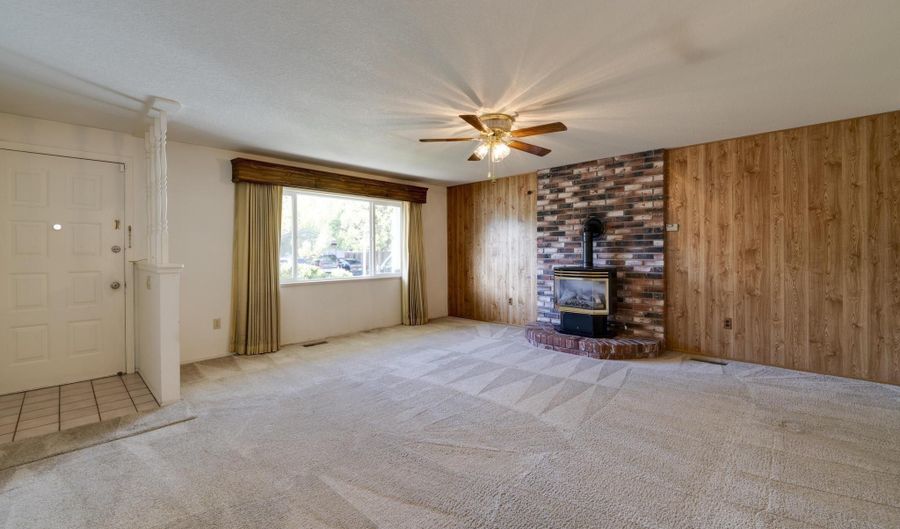 1407 Goshute Way, Carson City, NV 89701 - 3 Beds, 2 Bath