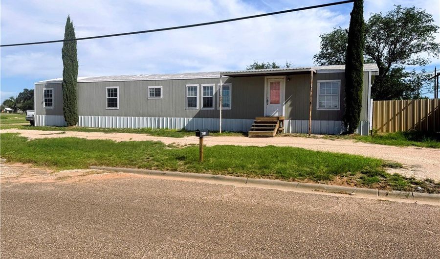 801 SW AVE A Lot 1, Andrews, TX 79714 - 0 Beds, 0 Bath