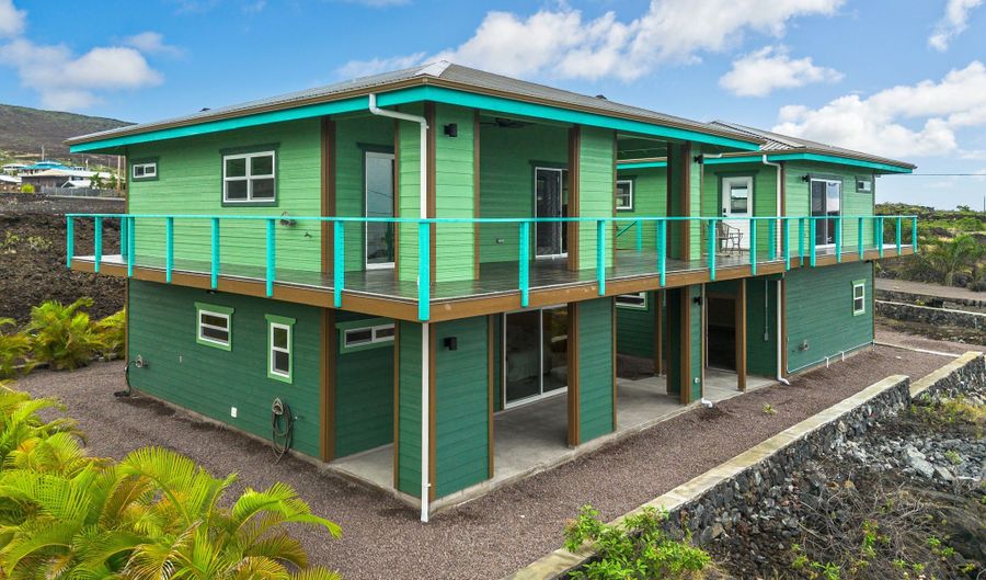 88-105 WAENA Ave, Captain Cook, HI 96704 - 3 Beds, 4 Bath