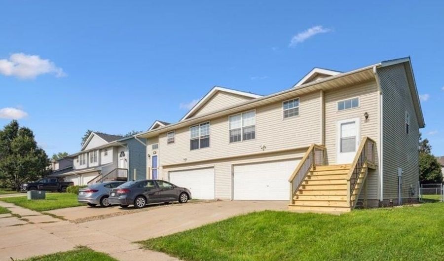 667 Andy Ct, North Liberty, IA 52317 - 3 Beds, 2 Bath
