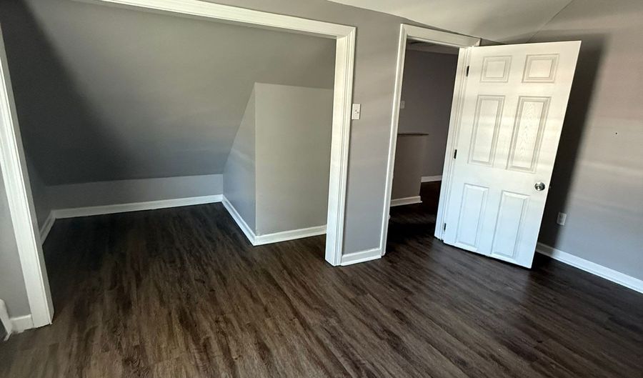 59 Johnson St 2A, Bridgeport, CT 06604 - 3 Beds, 1 Bath