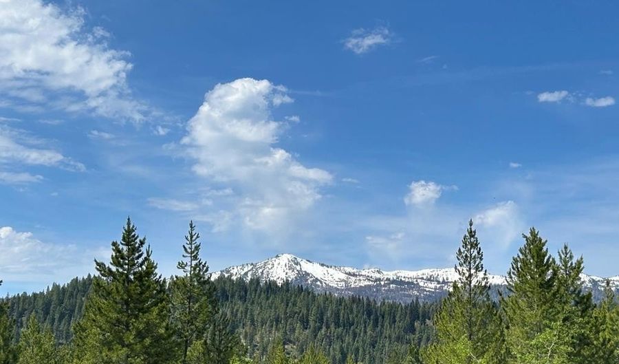 Sky Horse Drive lot 37, Cascade, ID 83611 - 0 Beds, 0 Bath