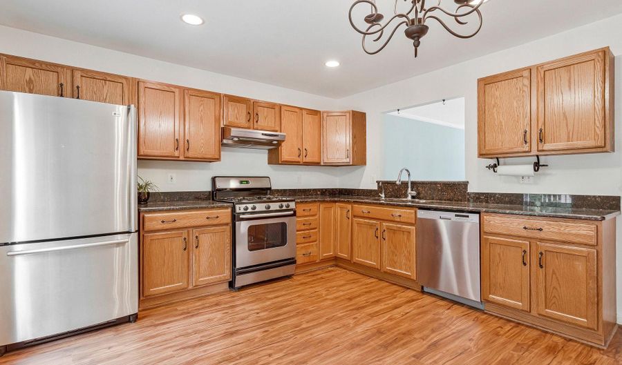 616 BELLERIVE Ct 85, Arnold, MD 21012 - 3 Beds, 4 Bath