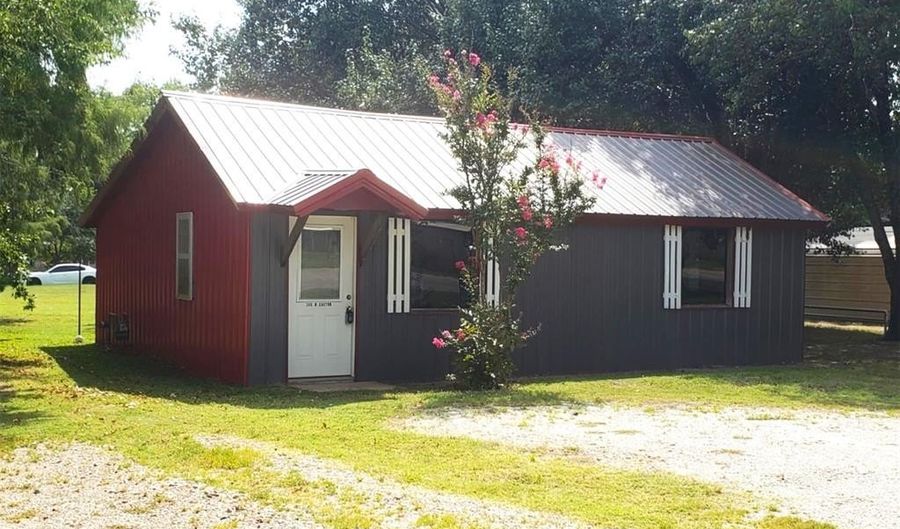 306 N Easton St, Allen, OK 74825 - 0 Beds, 0 Bath