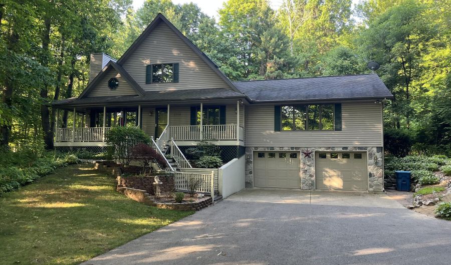 3702 Dumont Rd, Allegan, MI 49010 - 2 Beds, 2 Bath