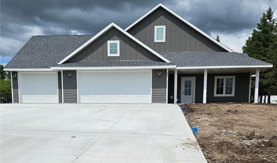 981 White Spruce Ln NW, Alexandria, MN 56308 - 3 Beds, 2 Bath