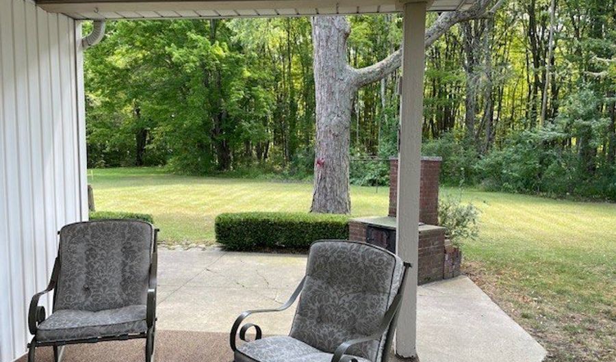 10279 JOHN WILLIAMS Ave, Albion, PA 16401 - 4 Beds, 2 Bath