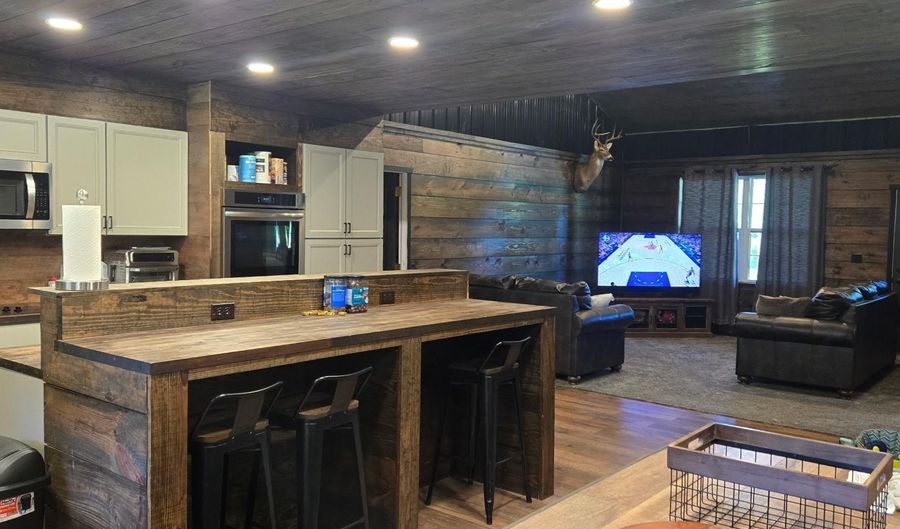 341 HWY 84, Amity, AR 71921 - 5 Beds, 3 Bath