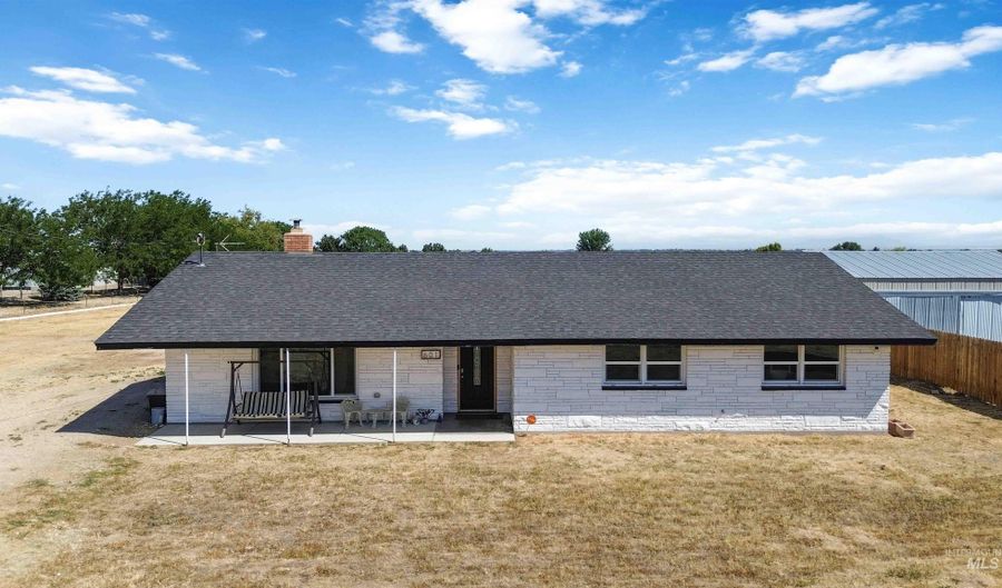 601 E Homedale Rd, Caldwell, ID 83607 - 3 Beds, 2 Bath