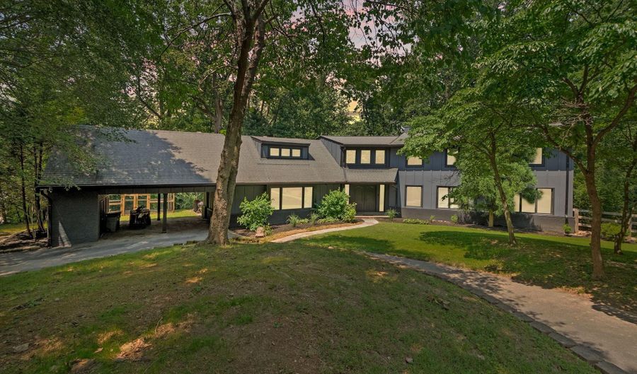 10909 BURBANK Dr, Potomac, MD 20854 - 7 Beds, 5 Bath