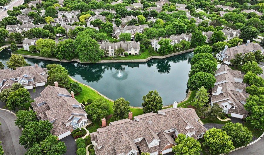 1953 N Coldspring Rd, Arlington Heights, IL 60004 - 2 Beds, 2 Bath