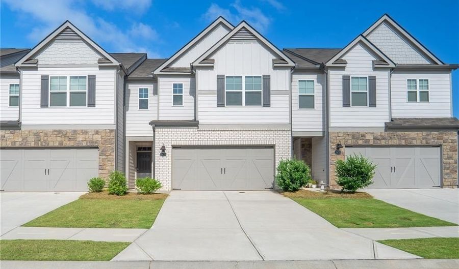 2473 Bayberry St, Acworth, GA 30101 - 3 Beds, 3 Bath