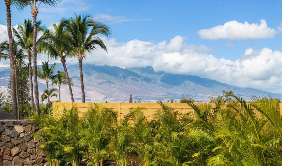 2040 Kanakanui Rd, Kihei, HI 96753 - 3 Beds, 2 Bath