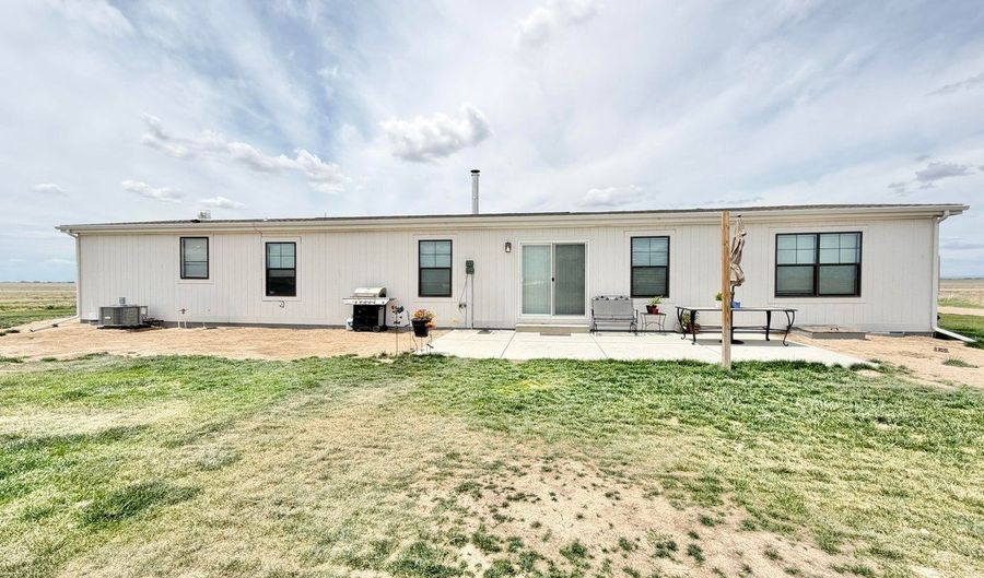 42562 County Road 49, Ault, CO 80610 - 4 Beds, 2 Bath