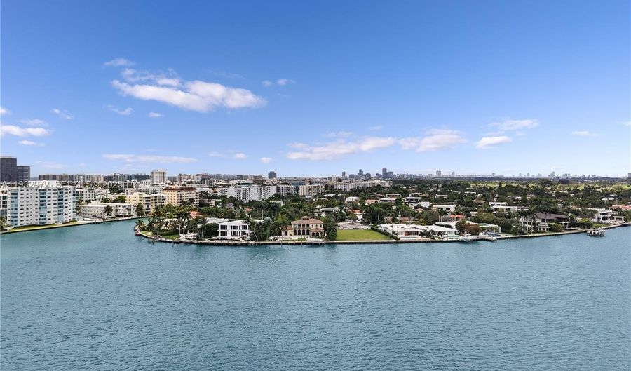 10330 W Broadview Dr, Bay Harbor Islands, FL 33154 - 7 Beds, 10 Bath