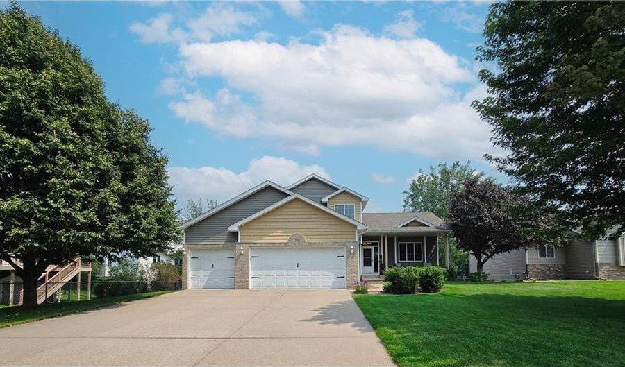 15801 Drake St NW, Andover, MN 55304 - 4 Beds, 3 Bath