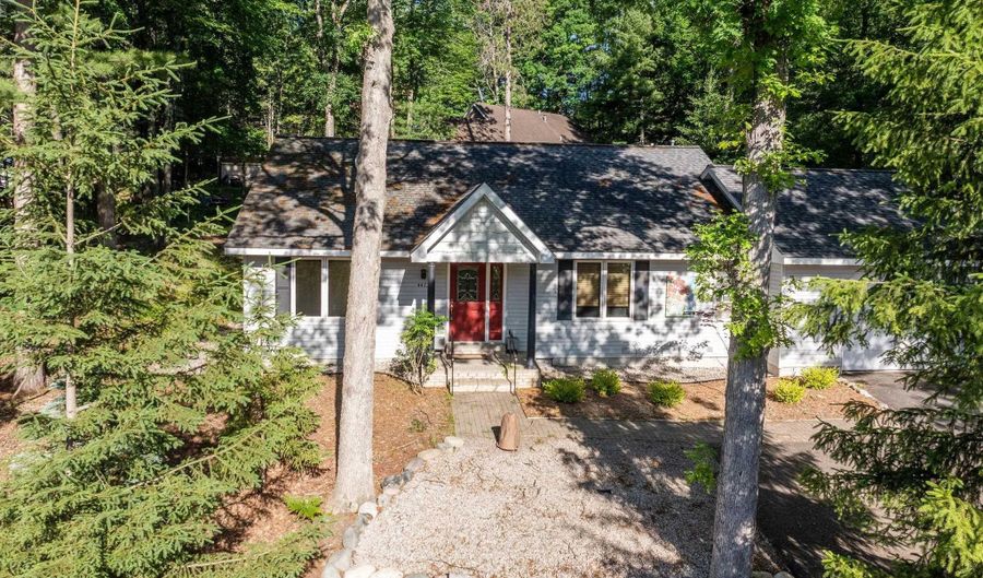 4473 Paper Birch Ln, Acme, MI 49686 - 3 Beds, 3 Bath