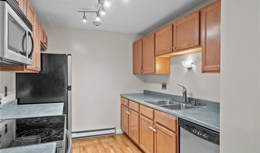 117 John St 14, Lincoln, RI 02865 - 2 Beds, 1 Bath