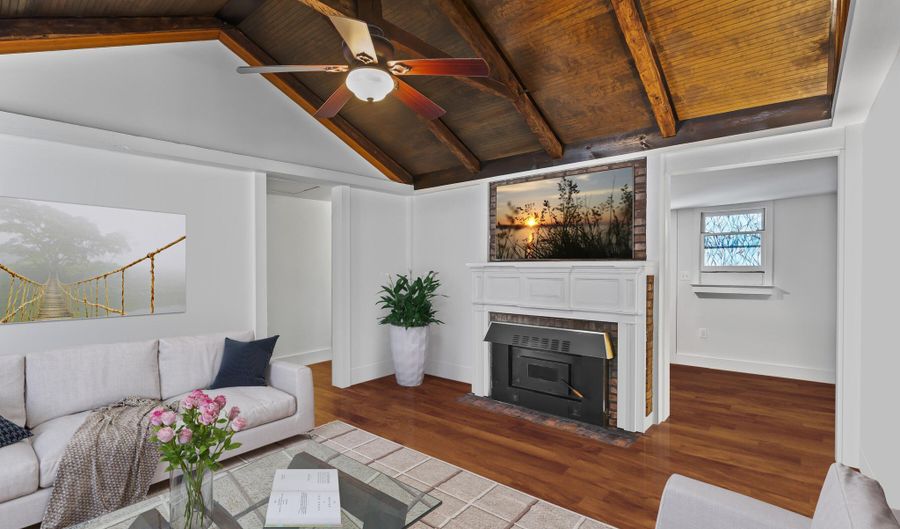 553 Ship Ave, Beachwood, NJ 08722 - 4 Beds, 1 Bath