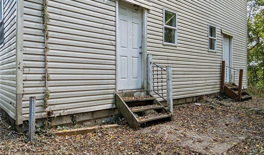 740 Fern St 1, Akron, OH 44307 - 3 Beds, 1 Bath