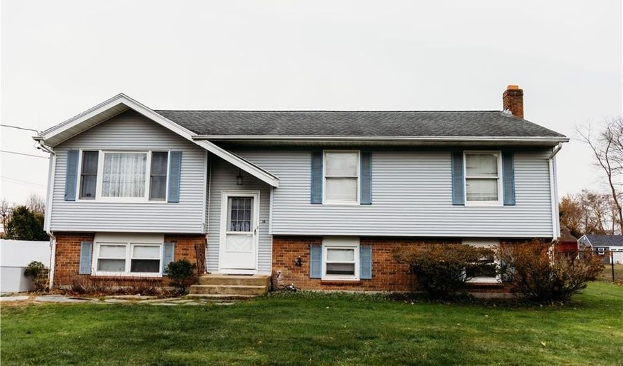16 Ward Ave, Middletown, RI 02842 - 3 Beds, 2 Bath
