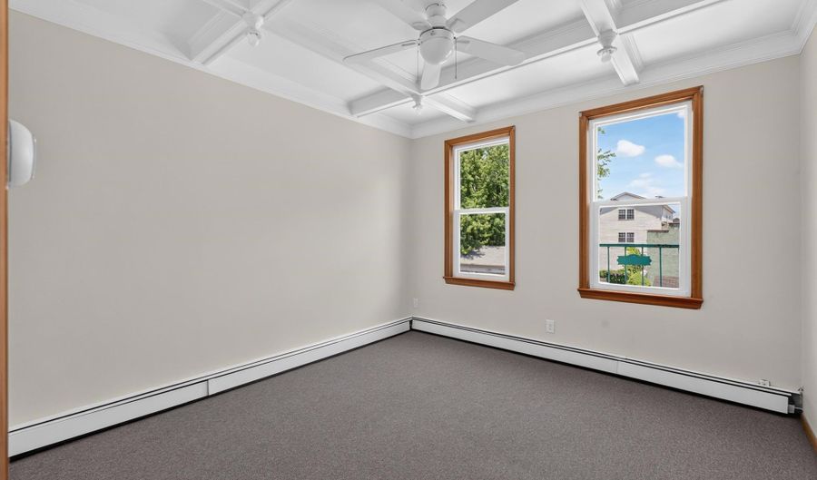 25 W 15TH St #4, Bayonne, NJ 07002 - 2 Beds, 1 Bath