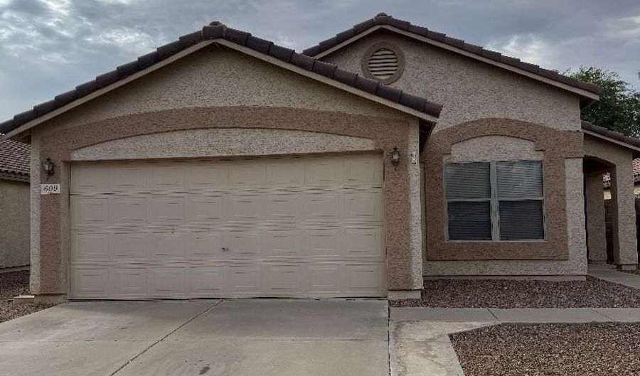 609 W Casa Mirage Dr, Casa Grande, AZ 85122 - 3 Beds, 2 Bath